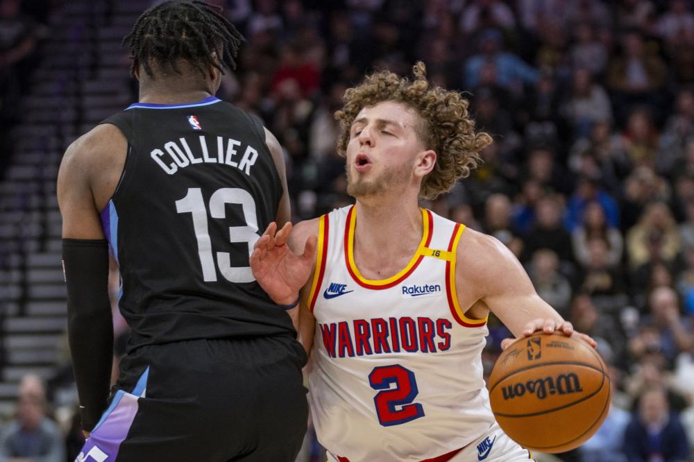 更显现出对 更显现出对